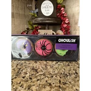 GhoulishHalloween Resin Doughnuts Tier Tray Decor Vampire Spider‎ New In Box